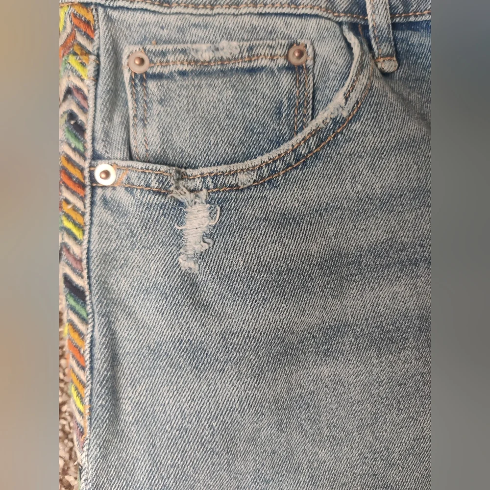 Knox Rose Mid-Rise Straight Leg Embroidered Jeans Size 14 Blue